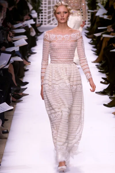 Look 35